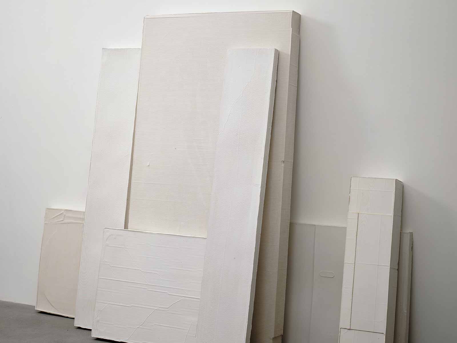 Rachel Whiteread; LEAN, 2005;