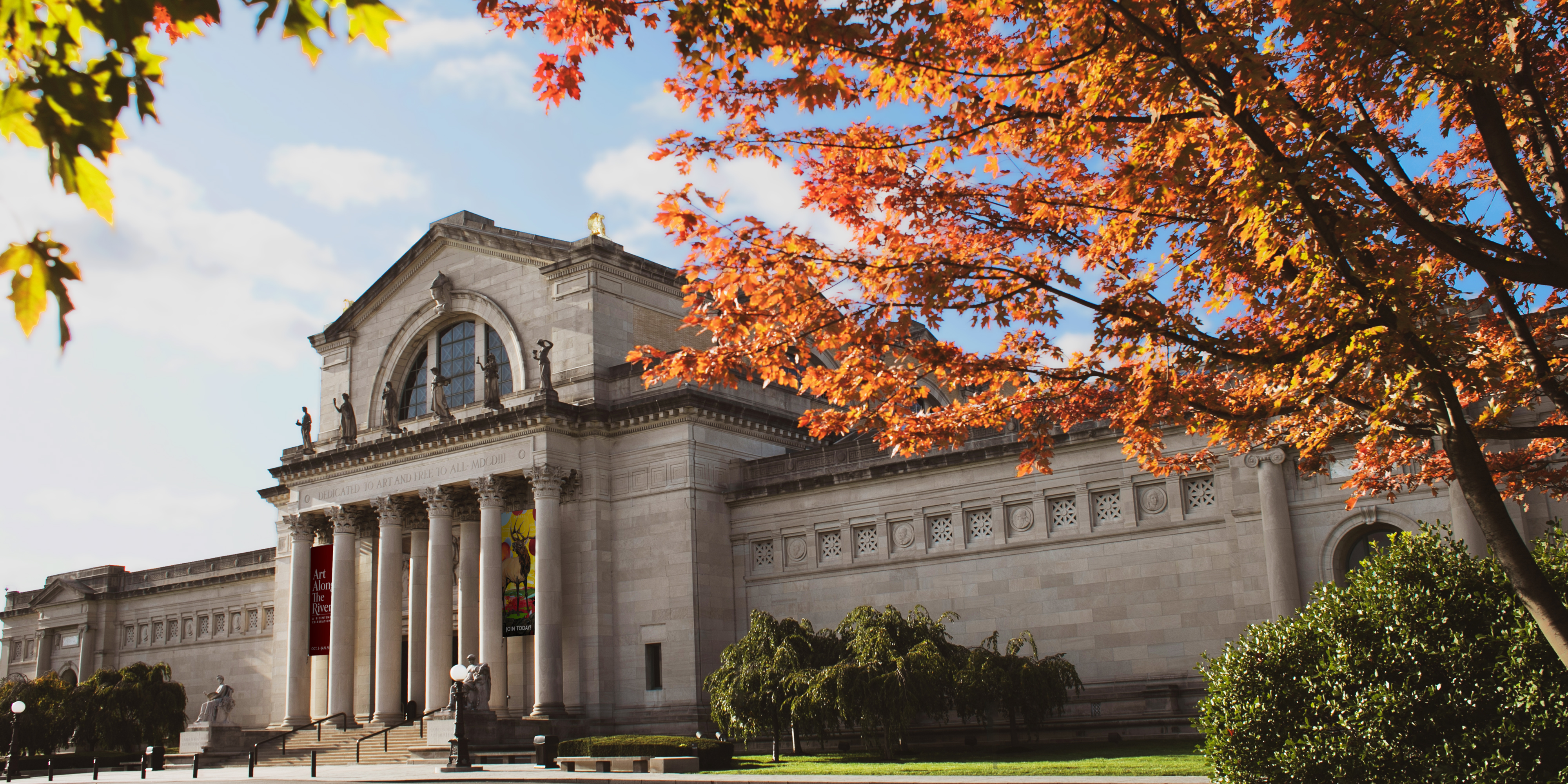 Saint Louis Art Museum During Winter