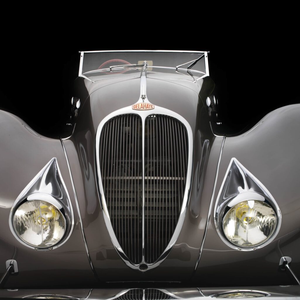 Front of 1937 Delahaye Type 135MS Figoni et Falaschi Competition Court, with head lights and grille