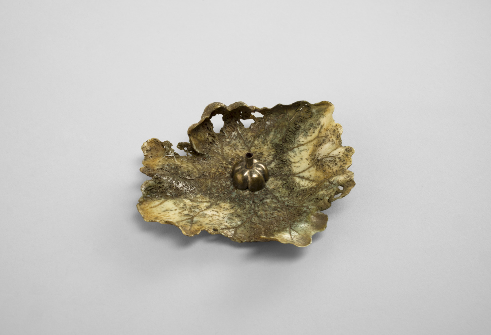 Incense Stand in the Form of Lotus Leaf with Holder in the Form of a Prunus Blossom