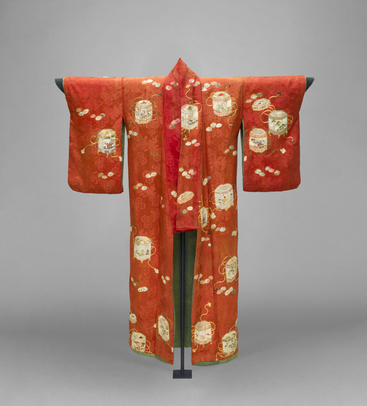 Woman’s Outer Robe (uchikake) with Design of Azai Family Crests with Shell Game Boxes (kaioke) and Scattered Decorated Shells