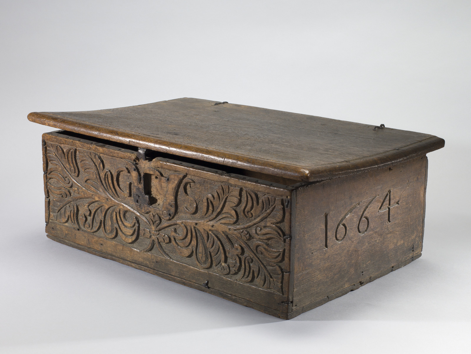 Box, attributed to Thomas Dennis, Colonial American (born England), 1638–1706, 1664, Oak
