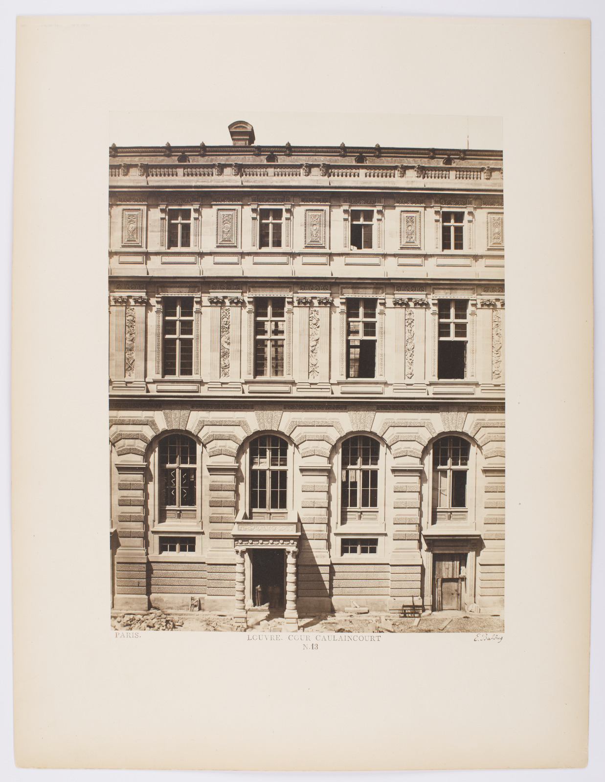 Louvre, Cour Caulaincourt No. 13