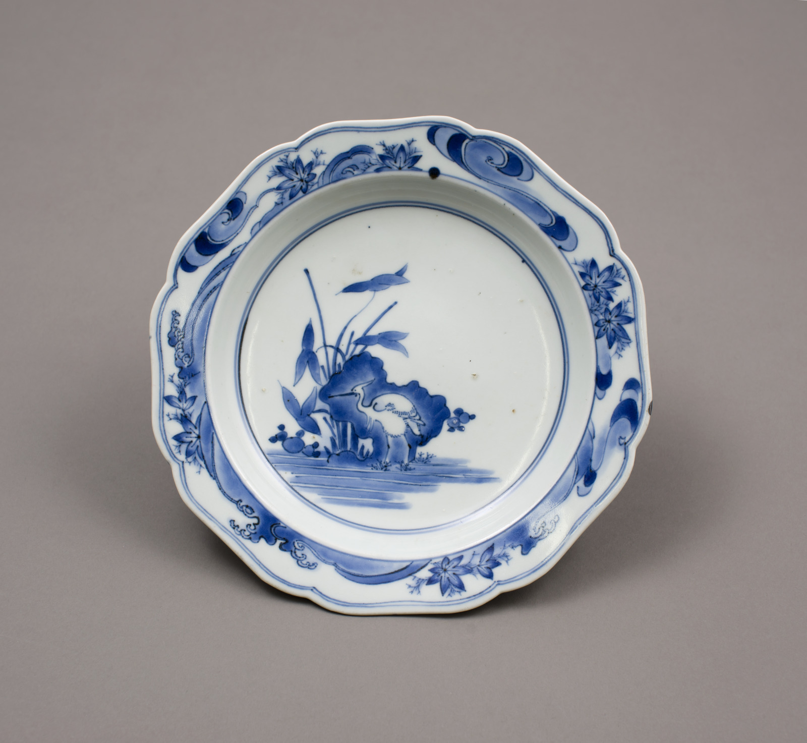 Eight-Lobed Dish with Design of Heron, Rock, and Three-Leaf Arrowhead