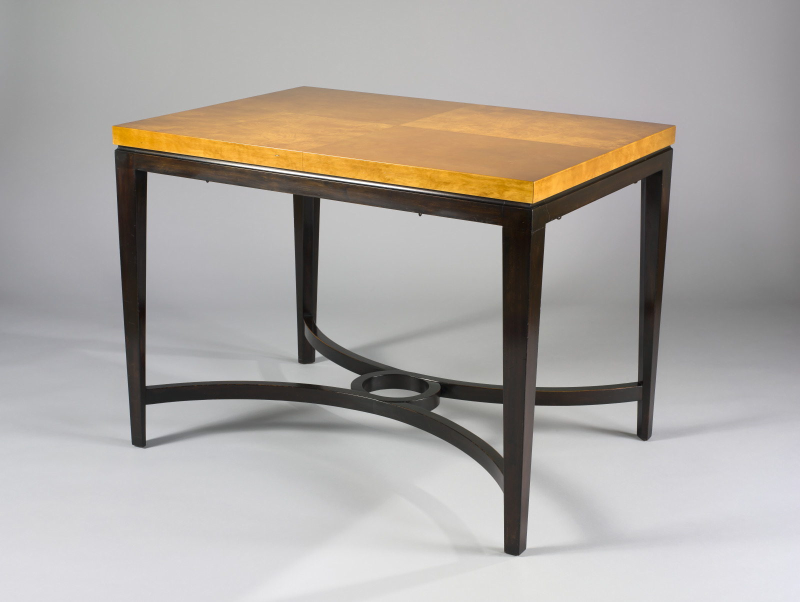 Center section of a three-part dining table, Victor Proetz, American, 1897–1966, c.1938, Birch veneer and lacquered wood