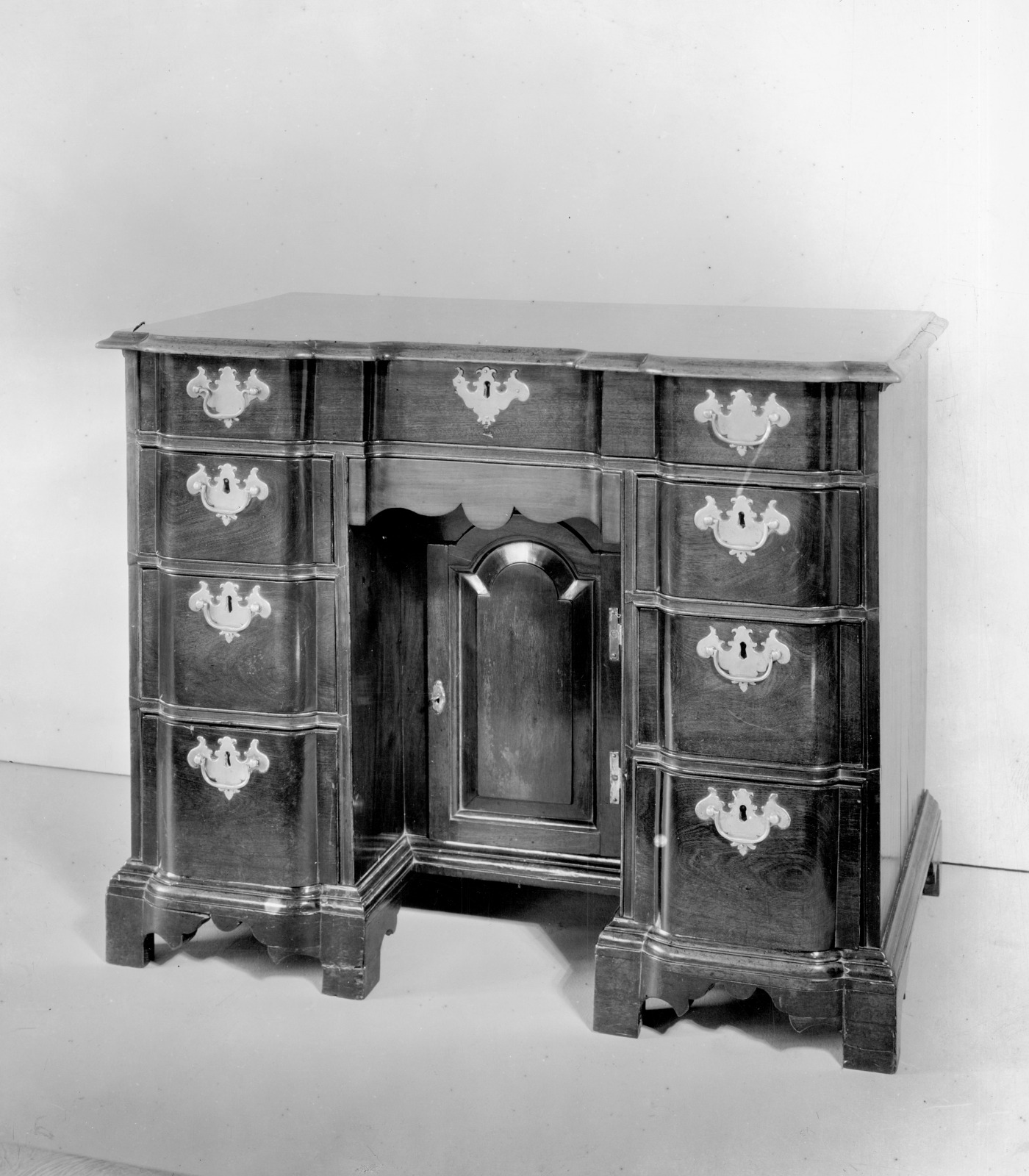 Bureau Table, American, c.1750–70, Mahogany and white pine