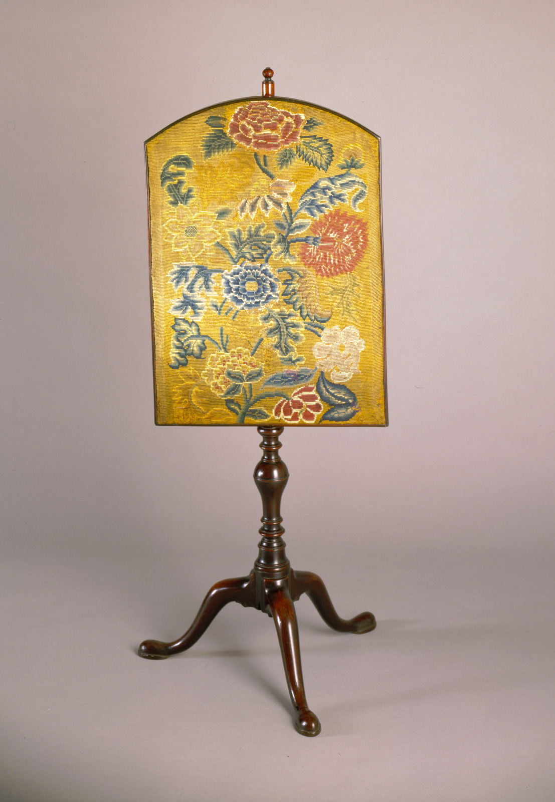 Pole Screen, English, c.1730–50, Mahogany and wool with silk embroidery