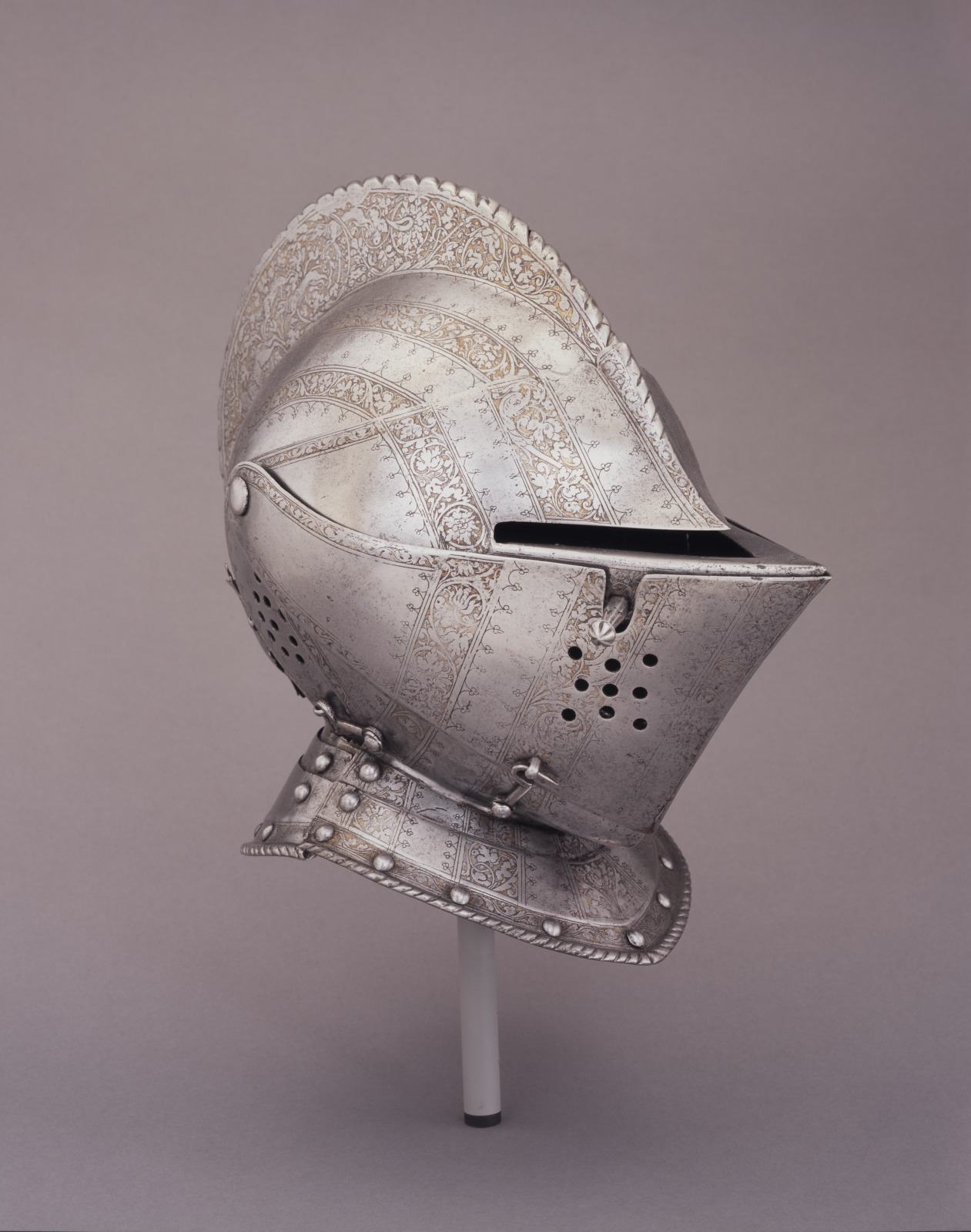 Close Helmet