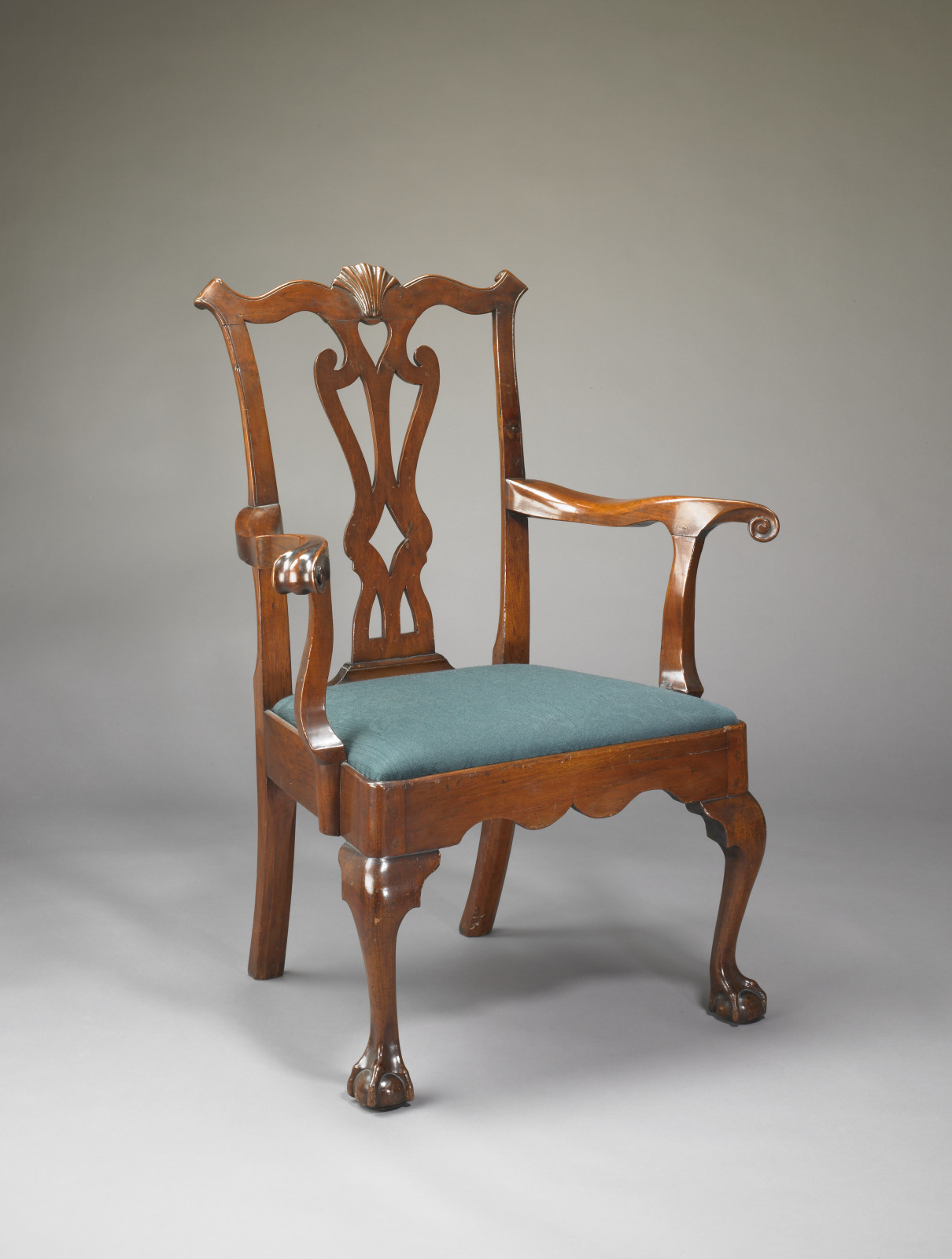 Armchair, American, c.1745–65, Walnut, pine, reproduction wool damask upholstery fabric