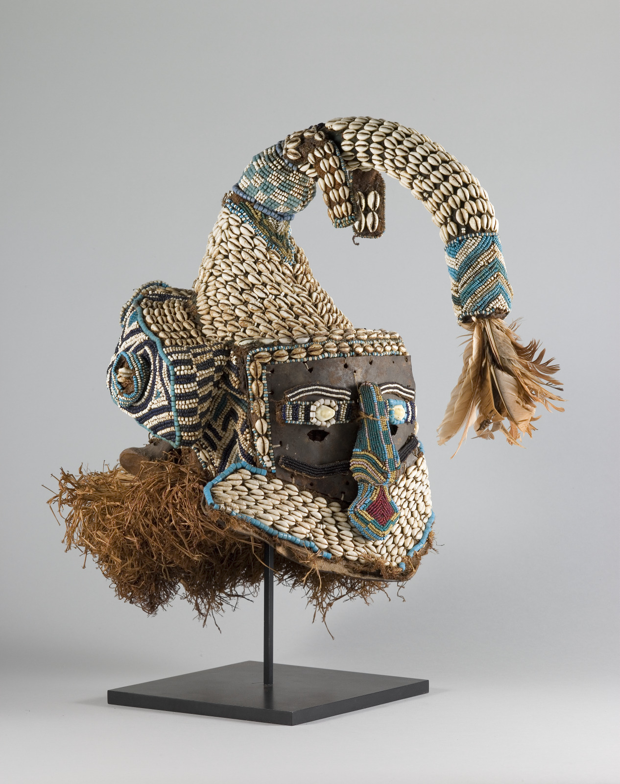 Helmet Mask (mukenga)