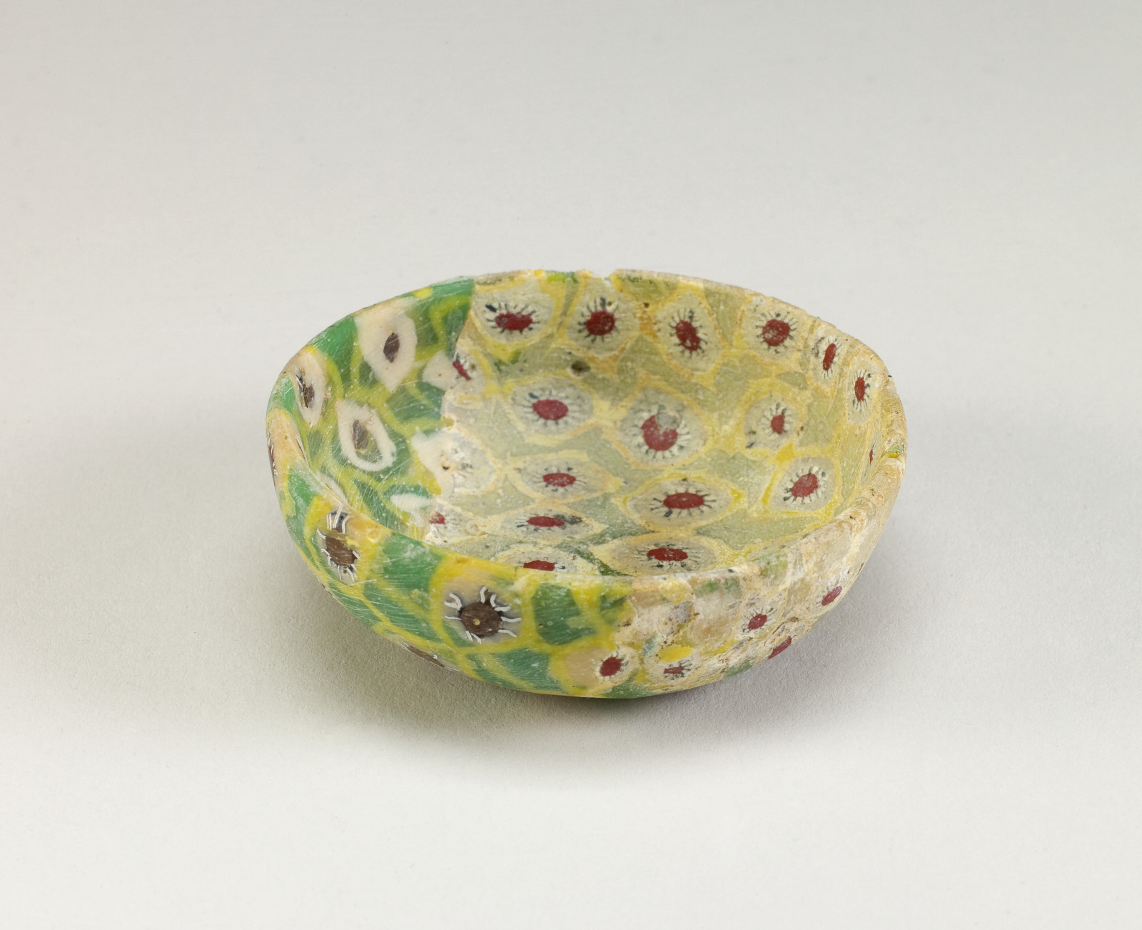 Miniature Bowl with Design of Millefiori Motifs