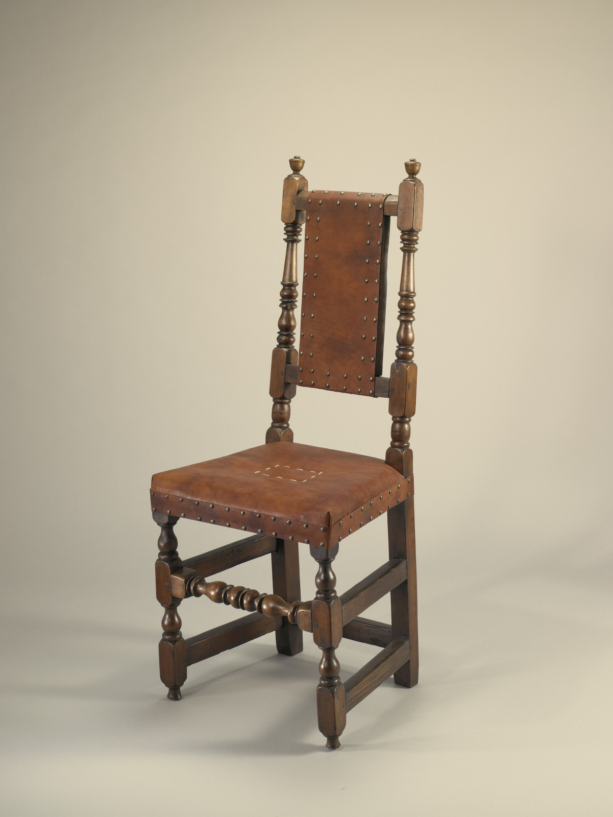 Chair, American, 1700–1710, Maple, oak, leather, and brass