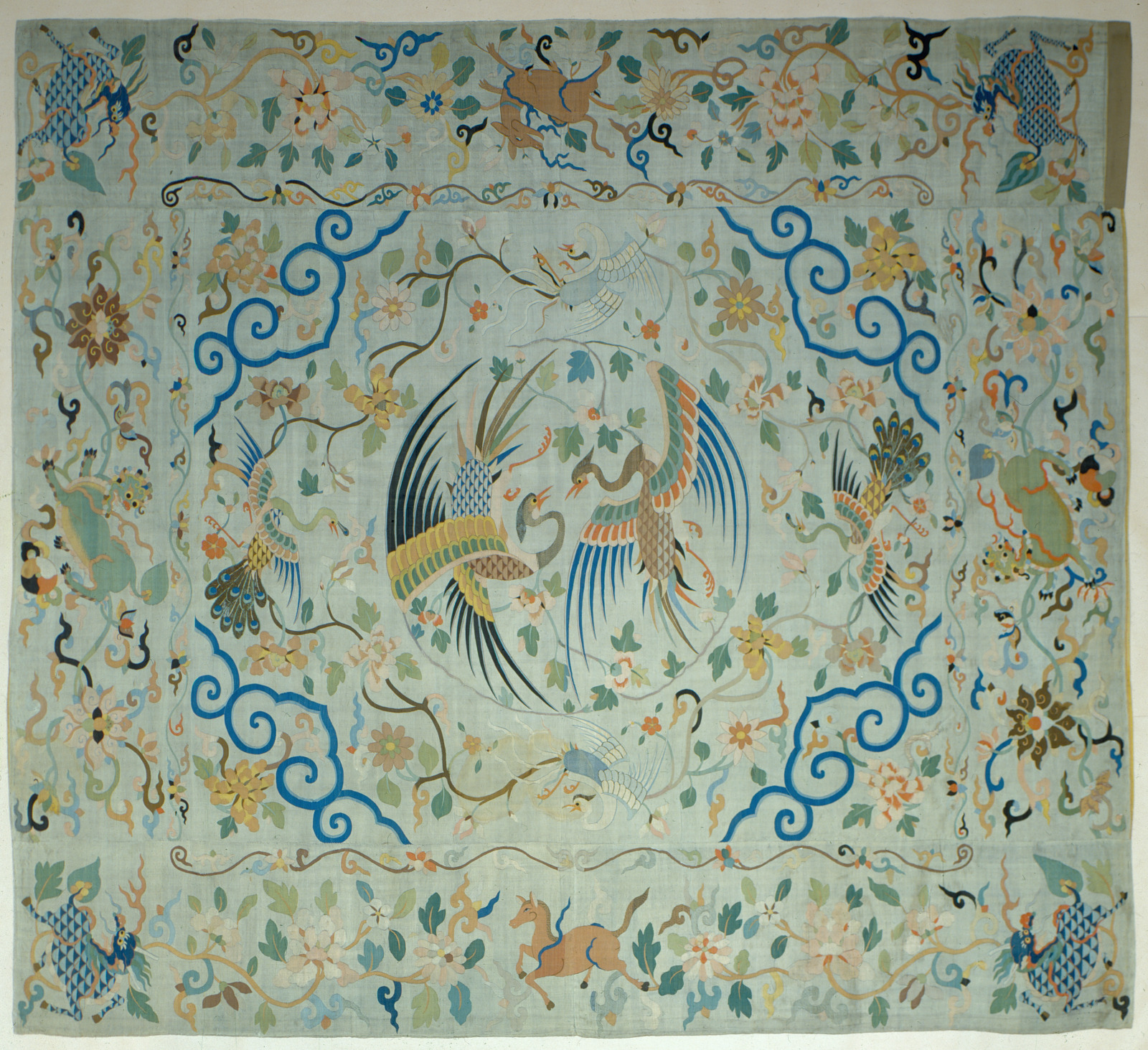 Bedcover with Design of Golden Pheasants