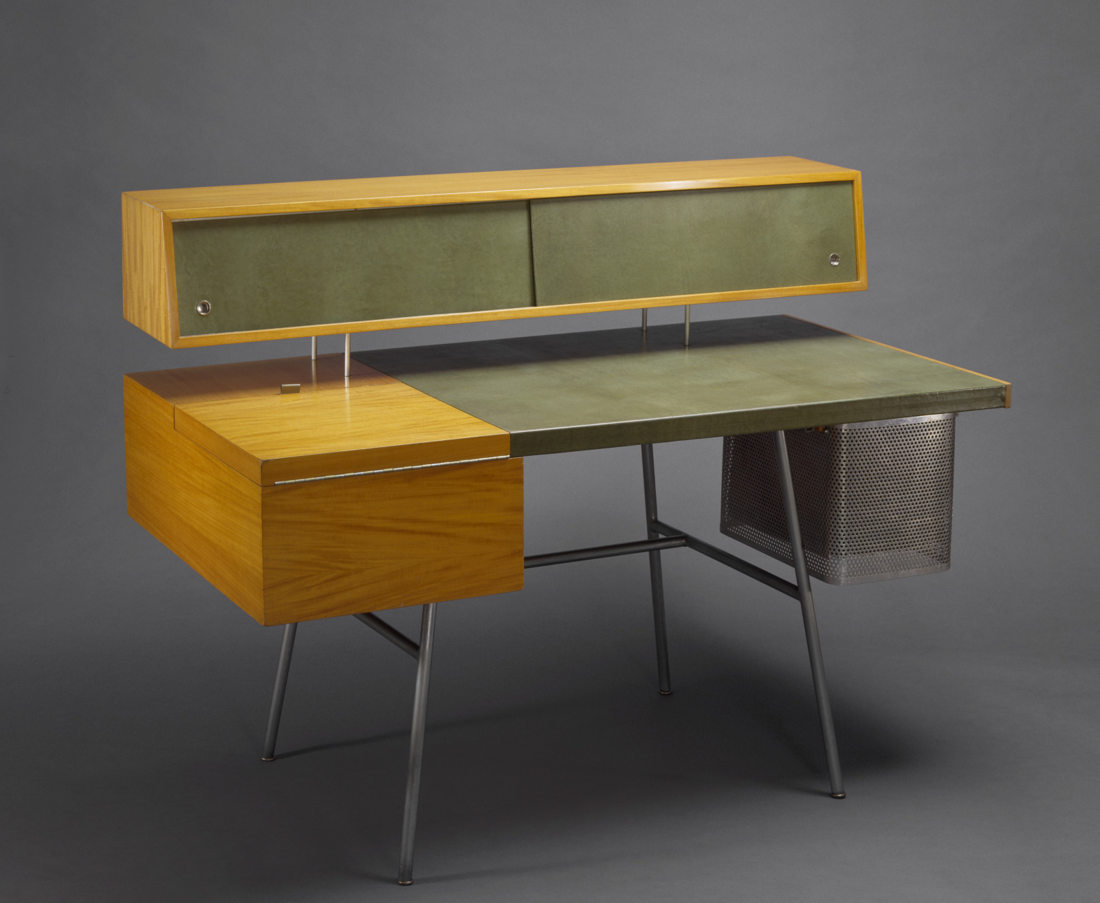 Desk (Model 4658) - Saint Louis Art Museum