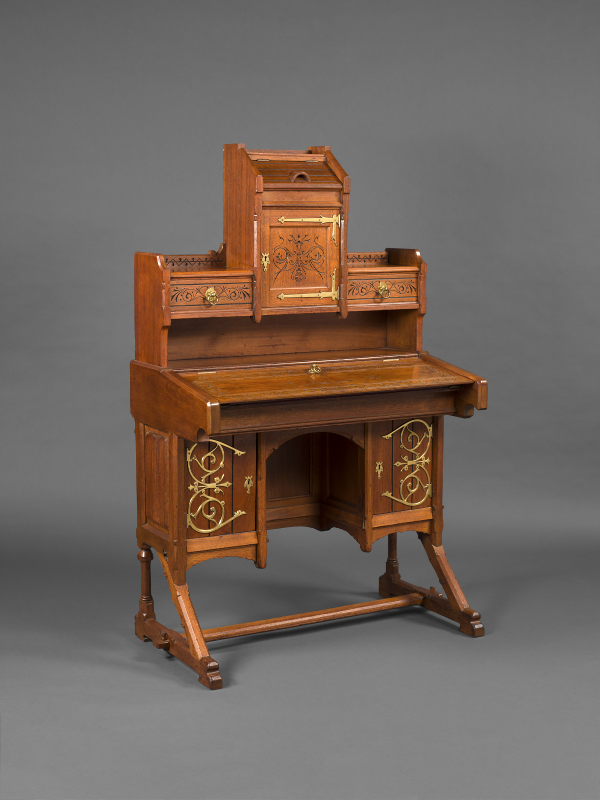Desk, Kimbel and Cabus, New York, New York, active 1862–1882, c.1876, Walnut, brass, and baize